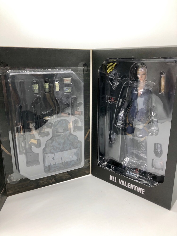 Resident Evil 5 Jill Valentine Battle Suit Ver. Action Figure Hot Toys ...